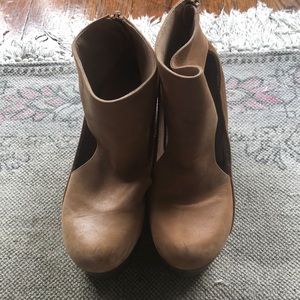 Free people amber orchard clog